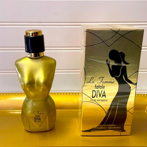 La Femme Fatale Diva For Women- 3.4 fl ounce Bottle - Picture 1 of 8